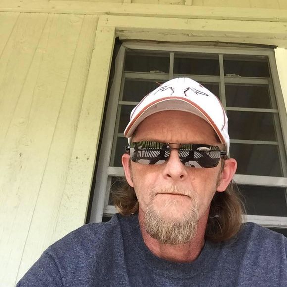 Meet your Posher, Chad - Picture 1 of 1